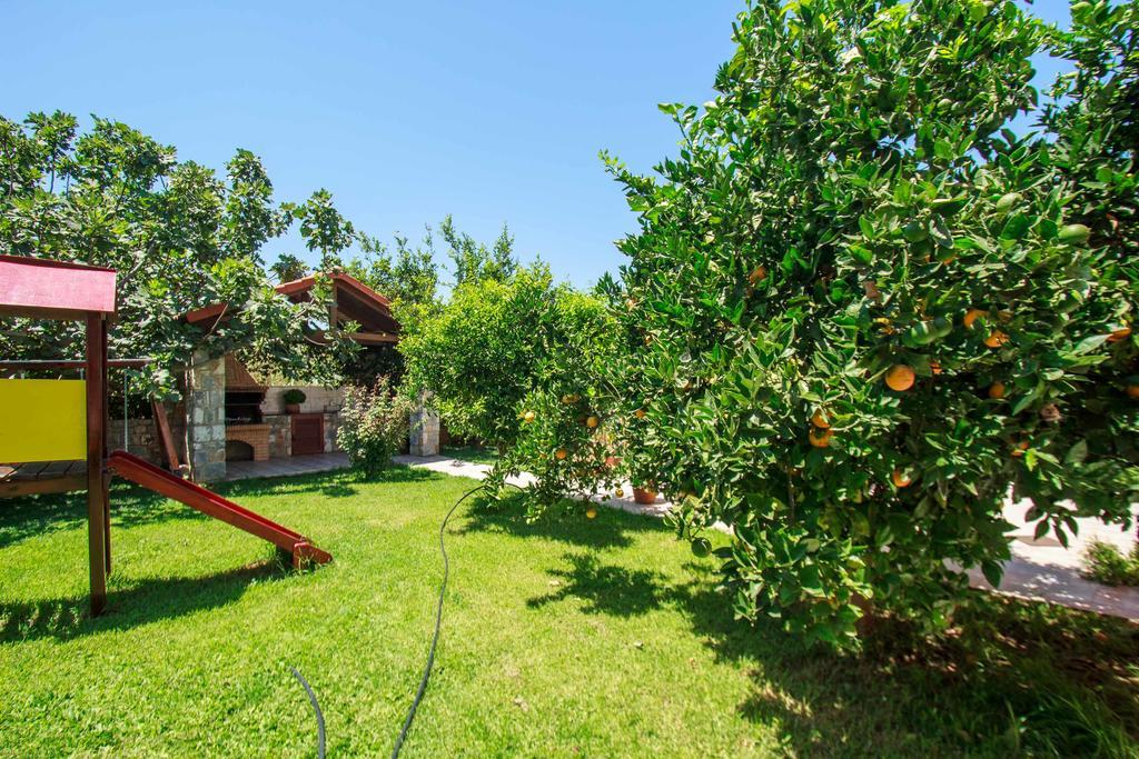 Erodios Villas 1 Gerani  Exterior foto